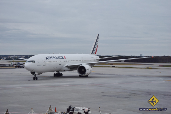 Boeing 777-228/ER